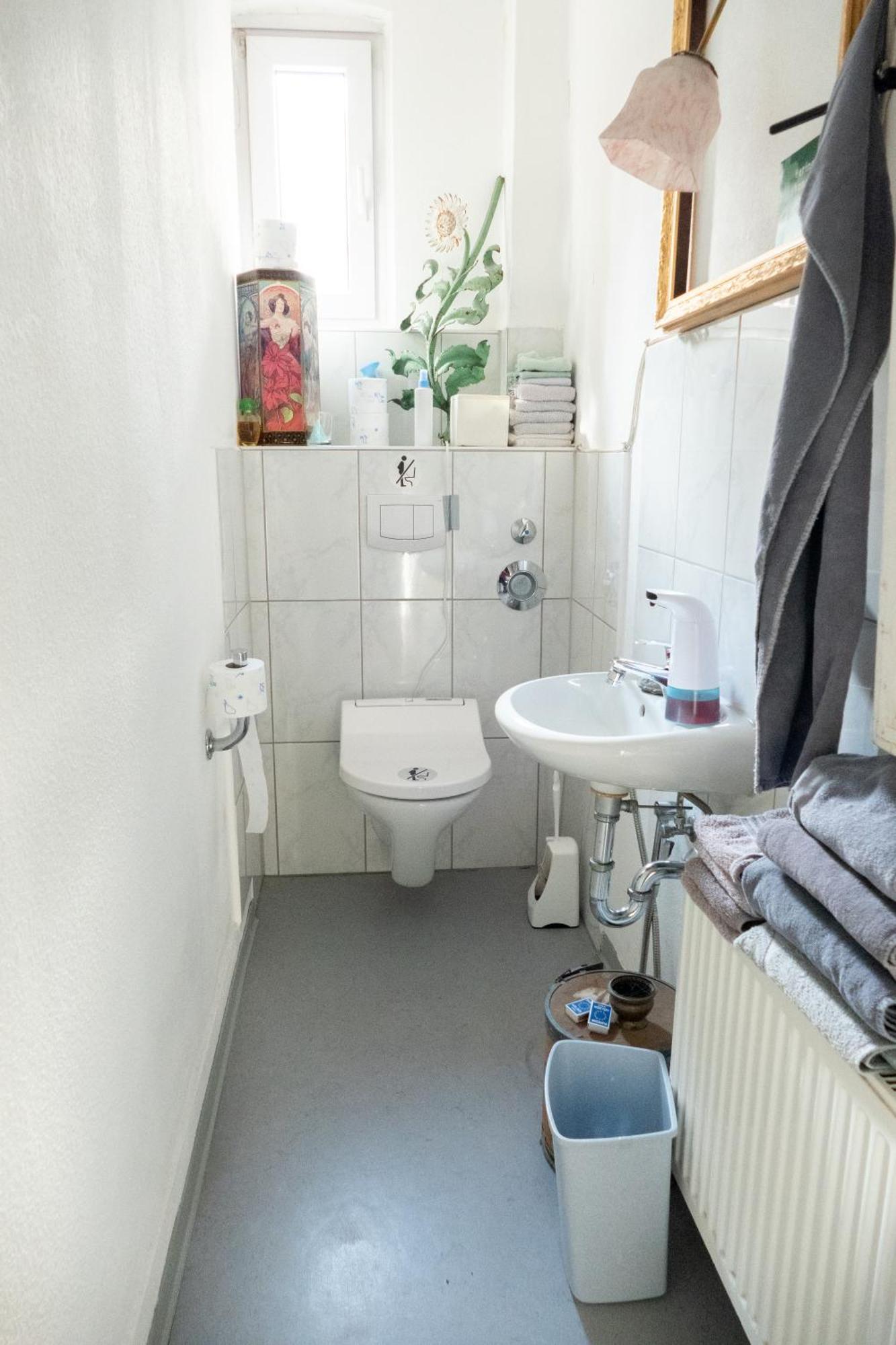 Zimmer In Kuenstlerwohnung Estugarda Exterior foto