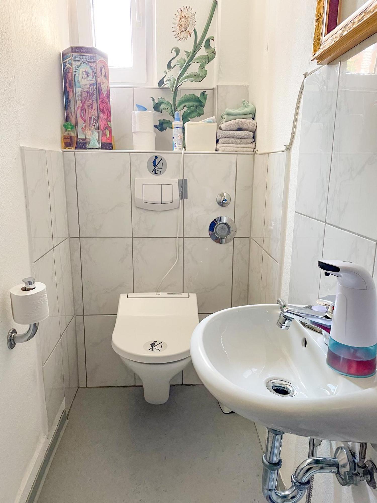 Zimmer In Kuenstlerwohnung Estugarda Exterior foto