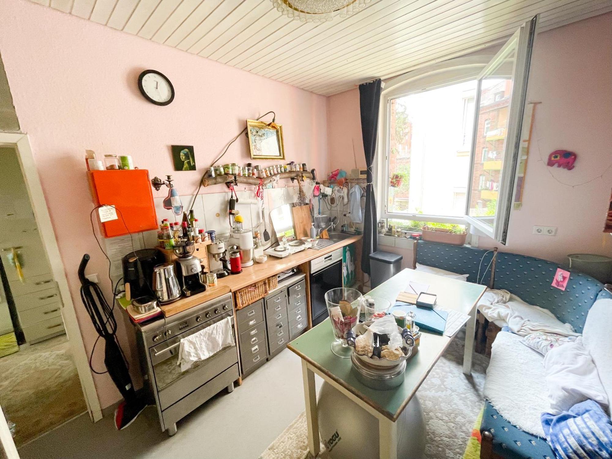 Zimmer In Kuenstlerwohnung Estugarda Exterior foto